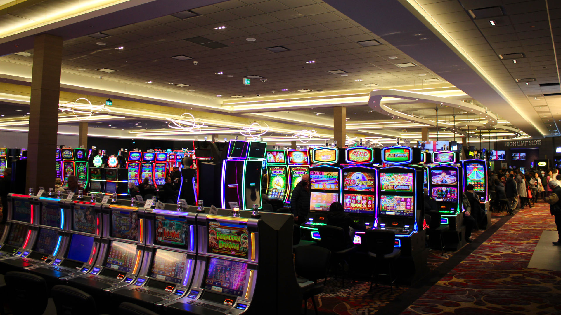 Experience Slots, VLTs & Table Games - ACE Airport Casino